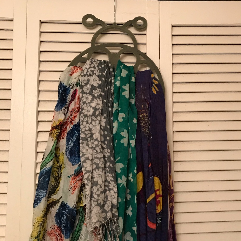 Ladybug Scarf Holder 🐞